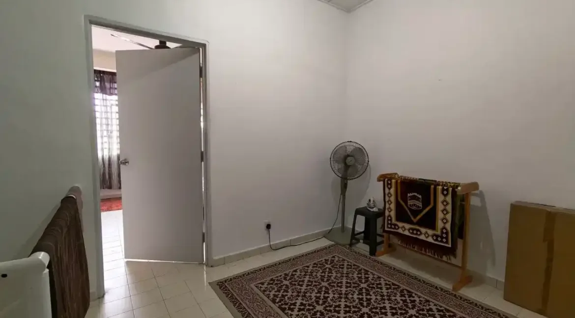 rumah-teres-2-tingkat-untuk-dijual-di-taman-pakatan-jaya-ipoh-21