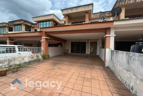 Rumah teres 2 tingkat untuk dijual di Taman Silibin, Ipoh, Perak
