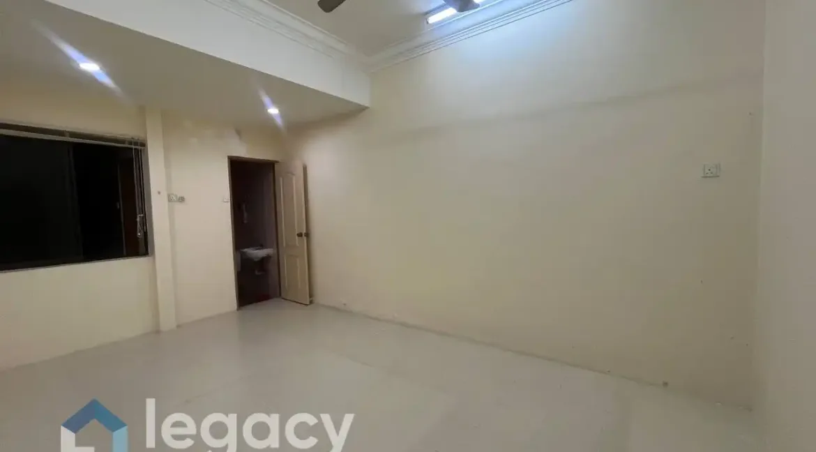 rumah-teres-2-tingkat-untuk-dijual-di-taman-silibin-ipoh-11