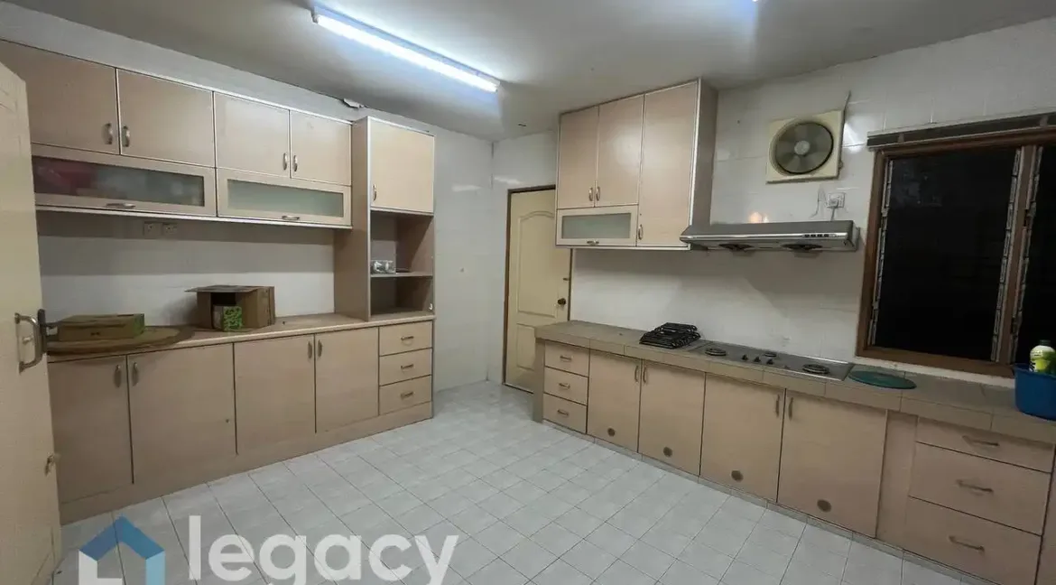 rumah-teres-2-tingkat-untuk-dijual-di-taman-silibin-ipoh-13