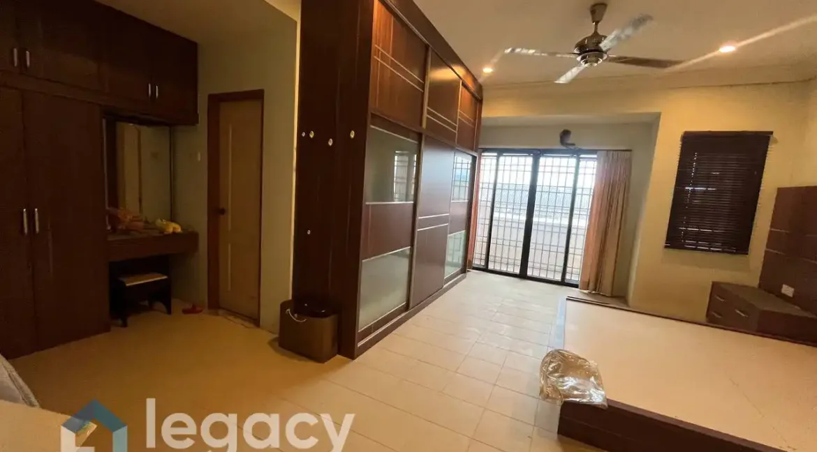 rumah-teres-2-tingkat-untuk-dijual-di-taman-silibin-ipoh-18
