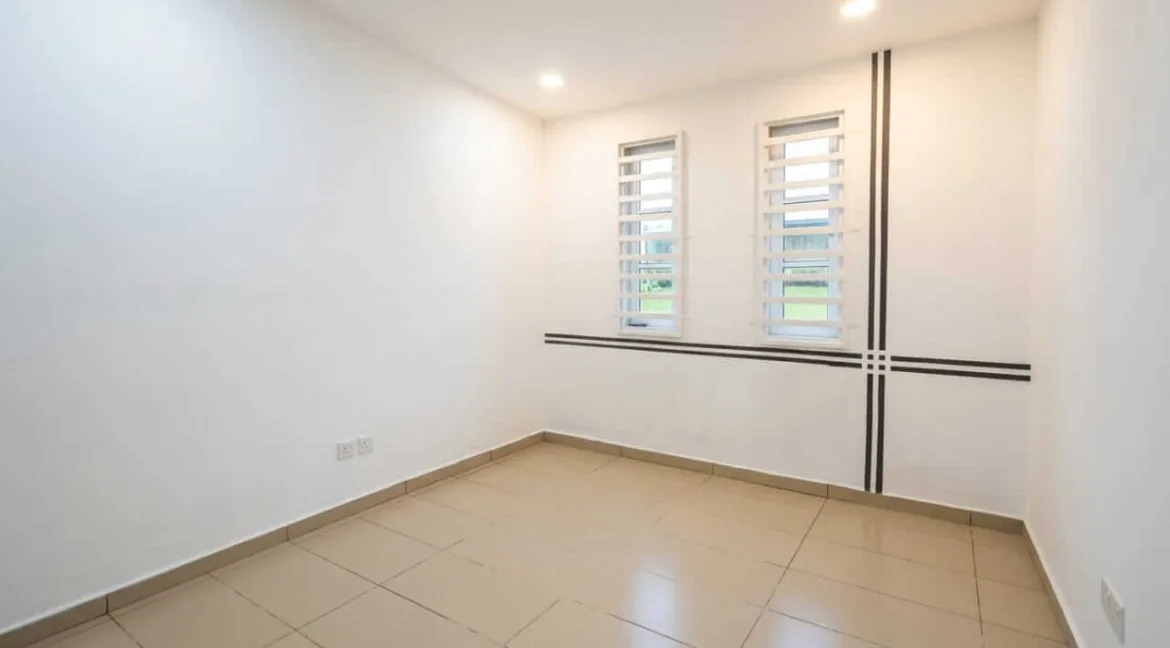 rumah-teres-dua-tingkat-kos-sederhana-untuk-dijual-di-taman-cempaka-ipoh-09
