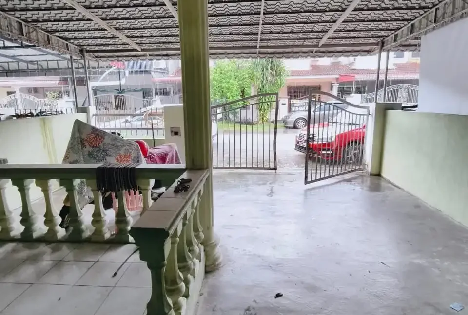 rumah-teres-setingkat-taman-desa-pengkalan-ipoh-04
