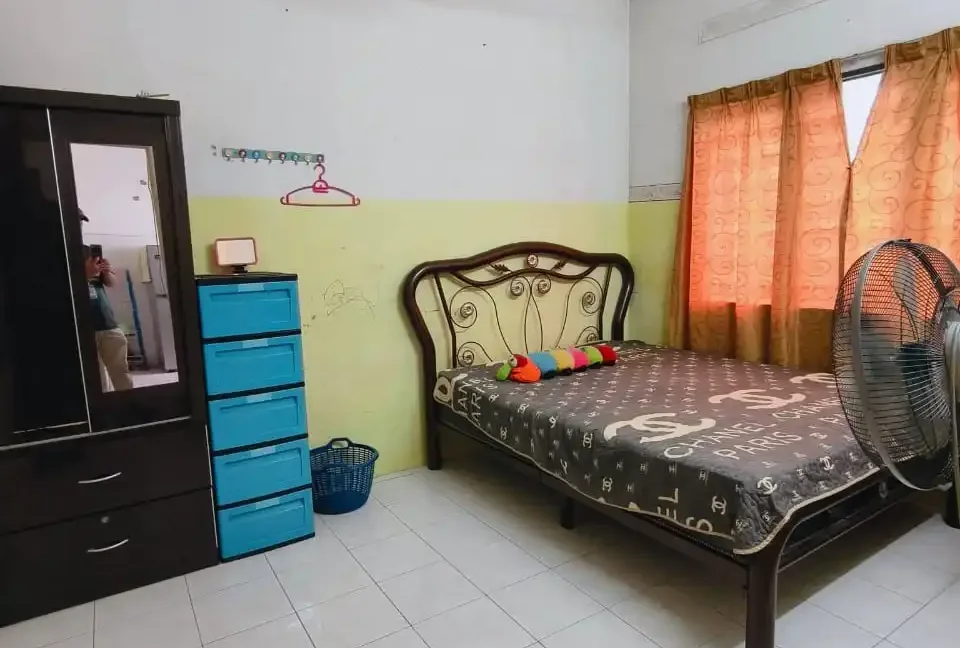 rumah-teres-setingkat-taman-desa-pengkalan-ipoh-10