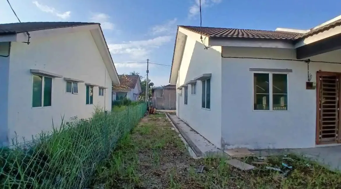 rumah-teres-setingkat-untuk-dijual-di-taman-kledang-fasa-2-sungai-siput-09