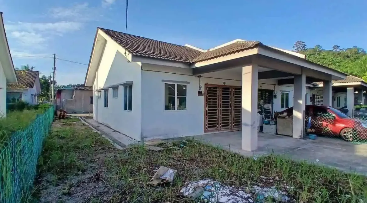 rumah-teres-setingkat-untuk-dijual-di-taman-kledang-fasa-2-sungai-siput-13