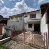 Teres 2 tingkat untuk dijual di Taman Lapangan Permai, Ipoh, Perak