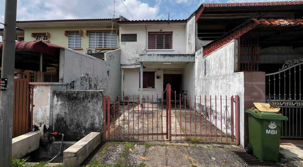 teres-2-tingkat-taman-lapangan-permai-gunung-rapat-ipoh-02