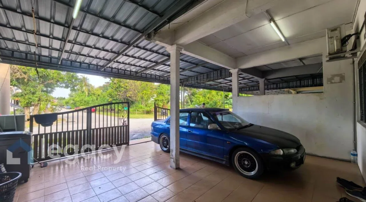 teres-setingkat-taman-chandan-desa-simpang-pulai-03