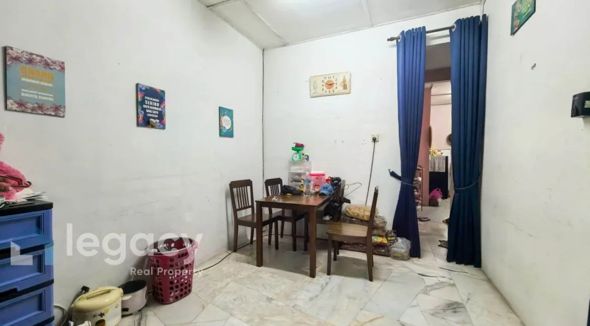 teres-setingkat-taman-chandan-desa-simpang-pulai-07