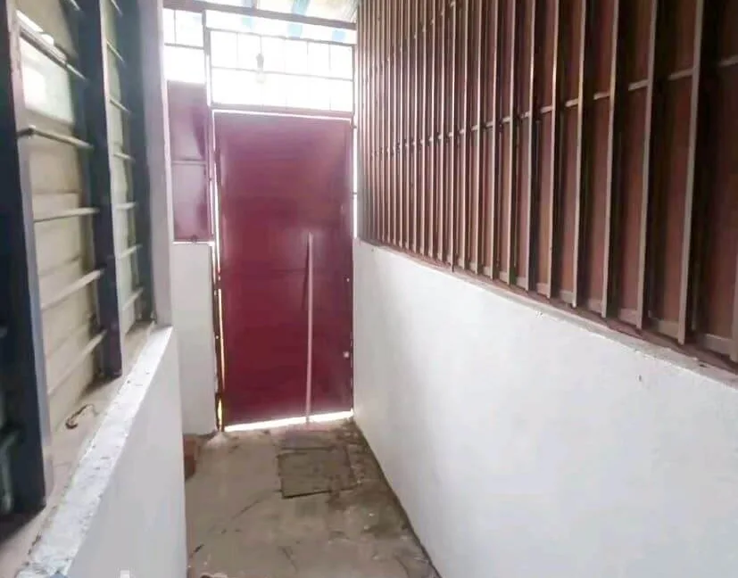teres-setingkat-taman-chandan-desa-simpang-pulai-14