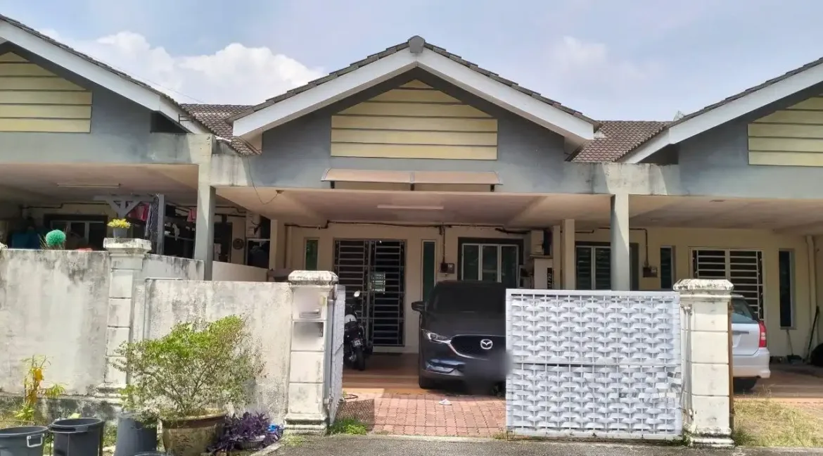 Teres satu tingkat untuk dijual di Taman Kamunting 1, Taiping, Perak