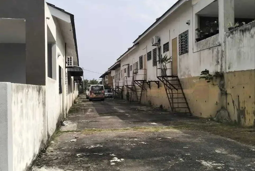 teres-setingkat-untuk-dijual-di-taman-kamunting-1-taiping-perak-07