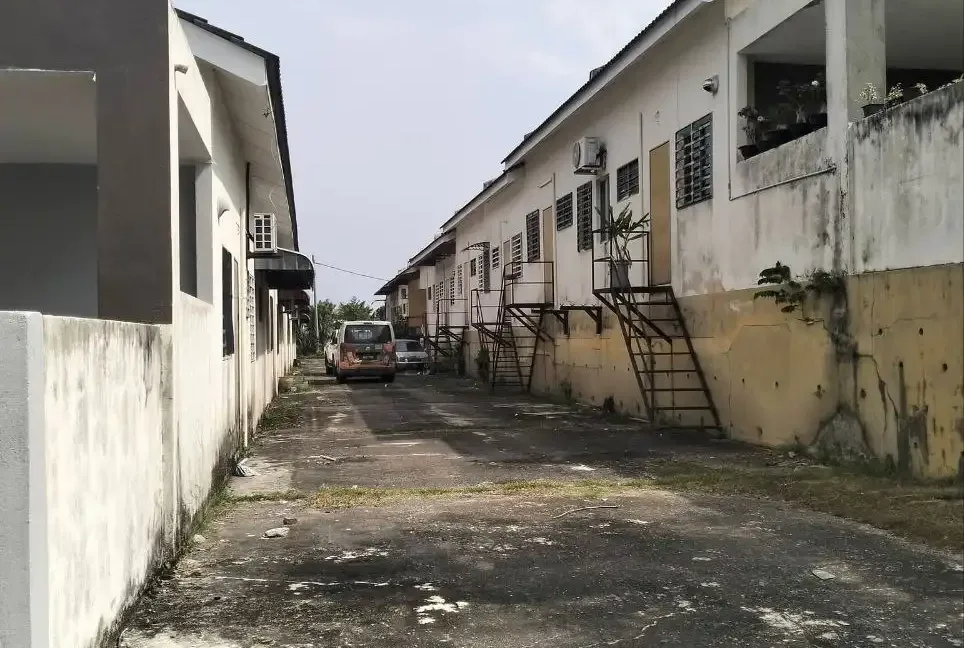 teres-setingkat-untuk-dijual-di-taman-kamunting-1-taiping-perak-07