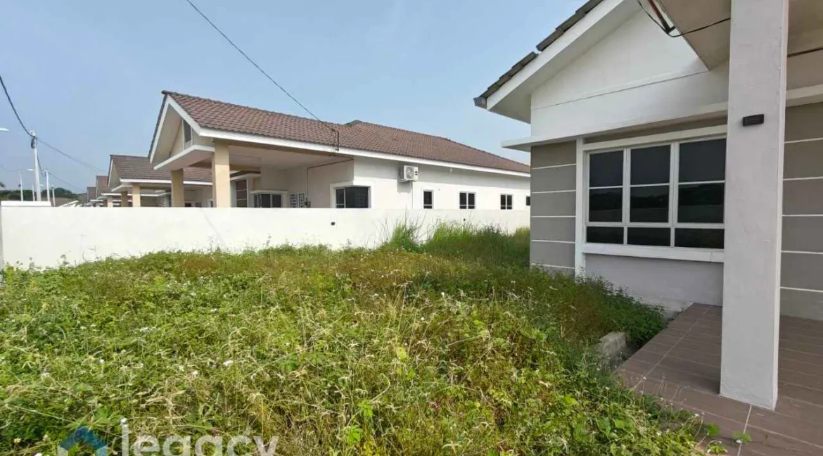 banglo-setingkat-taman-desa-sentral-batu-gajah-07