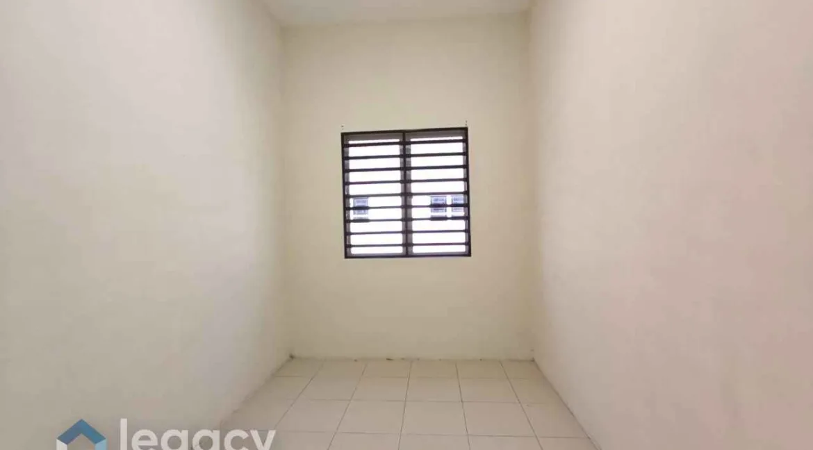 banglo-setingkat-taman-desa-sentral-batu-gajah-19