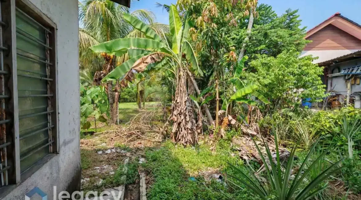 banglo-setingkat-untuk-dijual-di-kampung-serentang-bidor-perak-13
