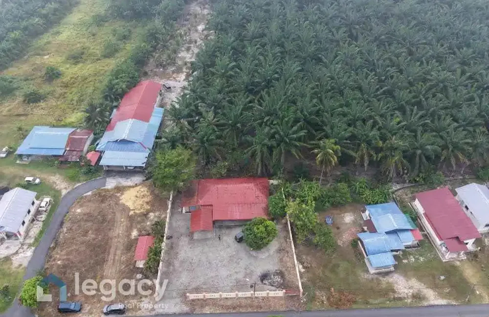 rumah-sesebuah-untuk-dijual-di-rpt-kampung-deralik-sitiawan-perak-04