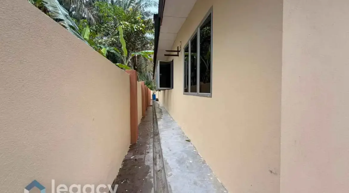 rumah-sesebuah-untuk-dijual-di-rpt-kampung-deralik-sitiawan-perak-10