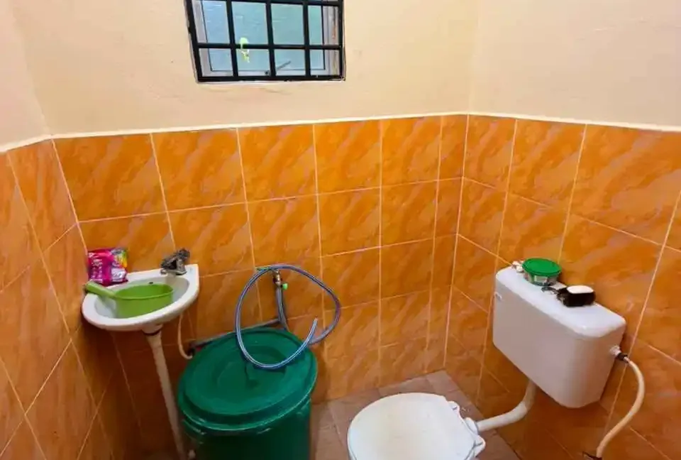 rumah-sesebuah-untuk-dijual-di-rpt-kampung-deralik-sitiawan-perak-23
