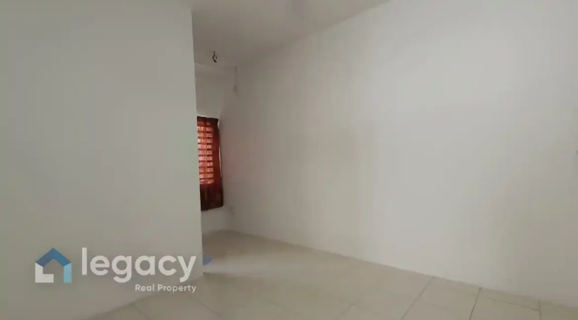rumah-teres-2-tingkat-lakeville-seri-iskandar-17