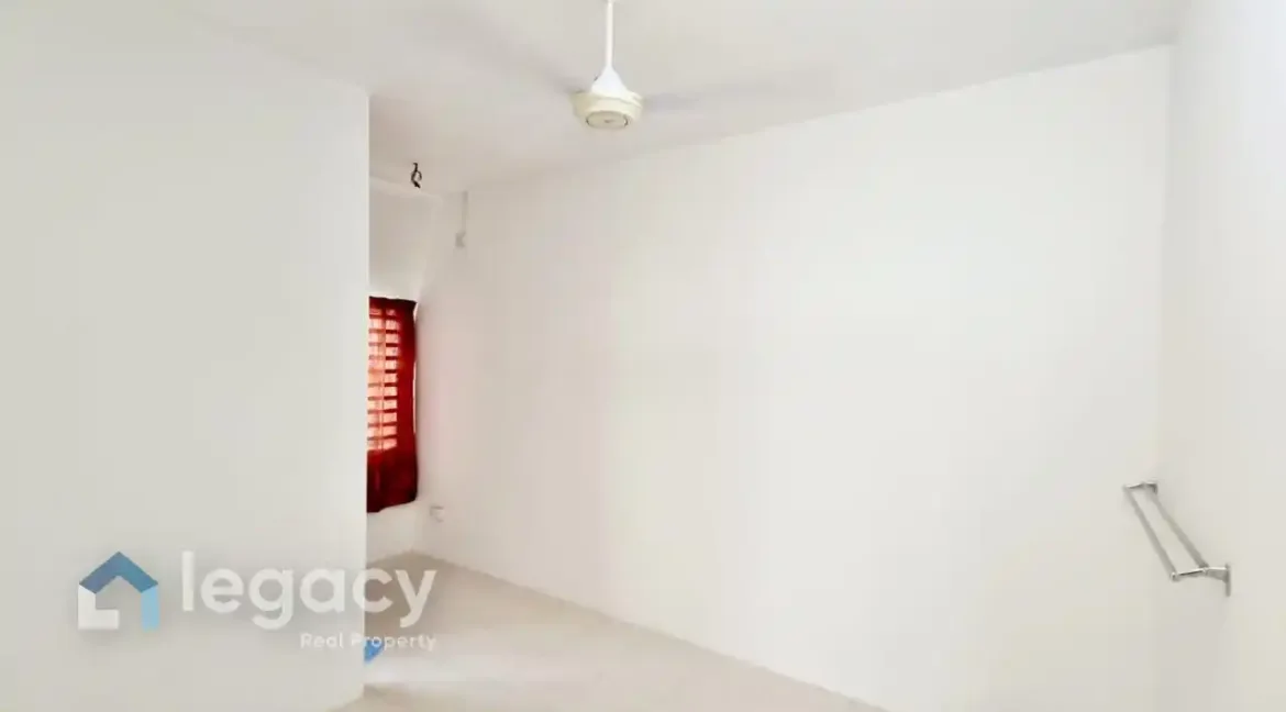 rumah-teres-2-tingkat-lakeville-seri-iskandar-19