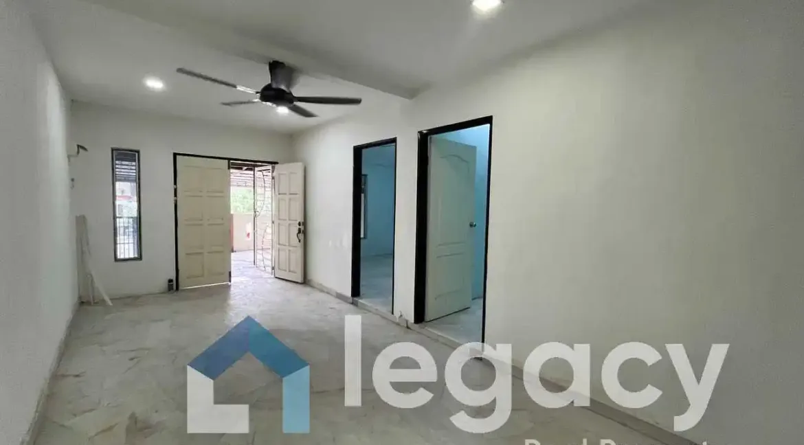 rumah-teres-setingkat-taman-meru-2b-ipoh-09
