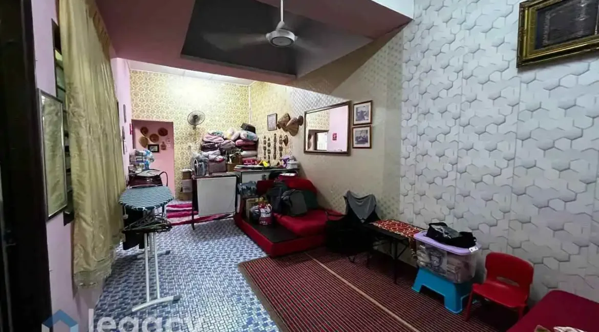 rumah-teres-setingkat-taman-wing-onn-ipoh-12