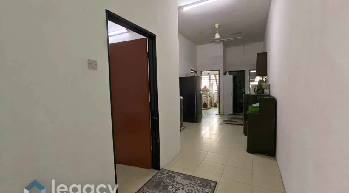 rumah-teres-setingkat-untuk-dijual-di-panorama-lapangan-perdana-ipoh-13