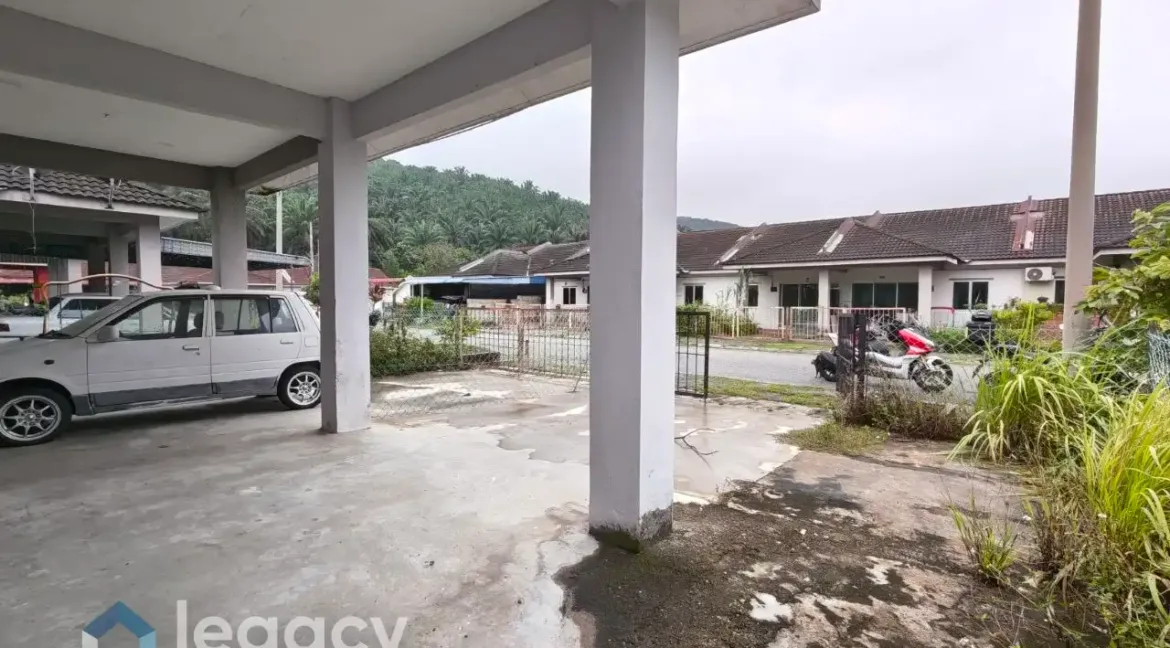 rumah-teres-setingkat-untuk-dijual-di-taman-kledang-2-sungai-siput-perak-05