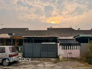 Rumah teres setingkat untuk dijual di Taman Puteri Lindungan Bulan, Ipoh, Perak