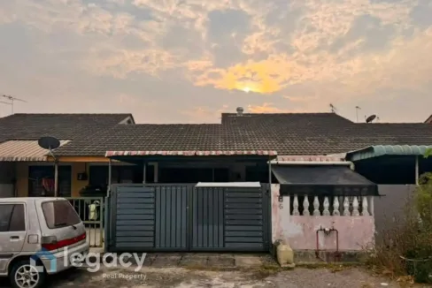 Rumah teres setingkat untuk dijual di Taman Puteri Lindungan Bulan, Ipoh, Perak