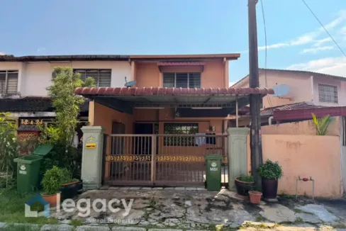Teres dua tingkat untuk dijual di Taman Silibin, Ipoh, Perak