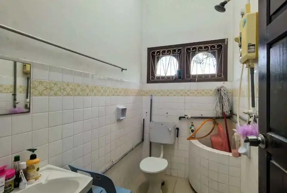 banglo-setingkat-untuk-dijual-taman-serdang-sitiawan-13