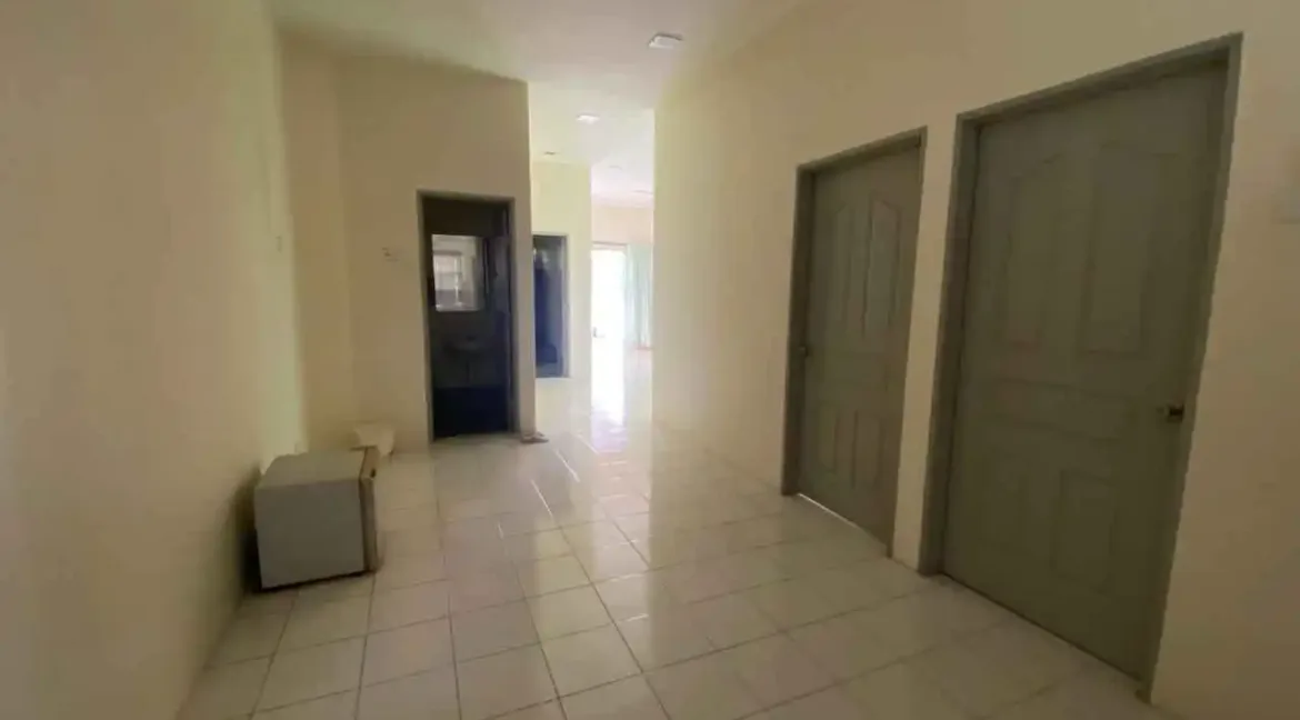rumah-teres-setingkat-corner-lot-taman-chemor-ria-chemor-10