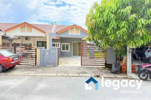 Rumah teres setingkat endlot untuk dijual di Taman Puncak Bougainvillea, Kuala Kangsar, Perak