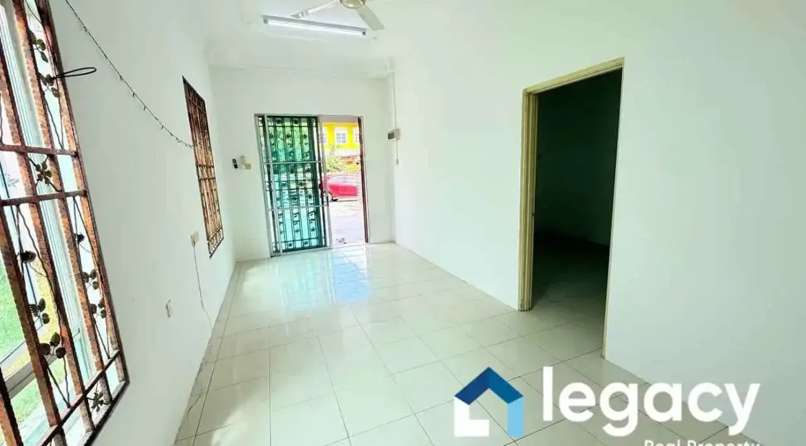 rumah-teres-setingkat-end-lot-untuk-dijual-di-taman-puncak-bougainvillea-kuala-kangsar-02