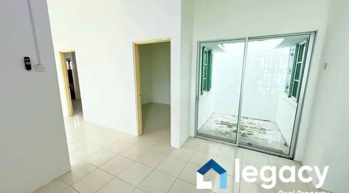 rumah-teres-setingkat-end-lot-untuk-dijual-di-taman-puncak-bougainvillea-kuala-kangsar-06