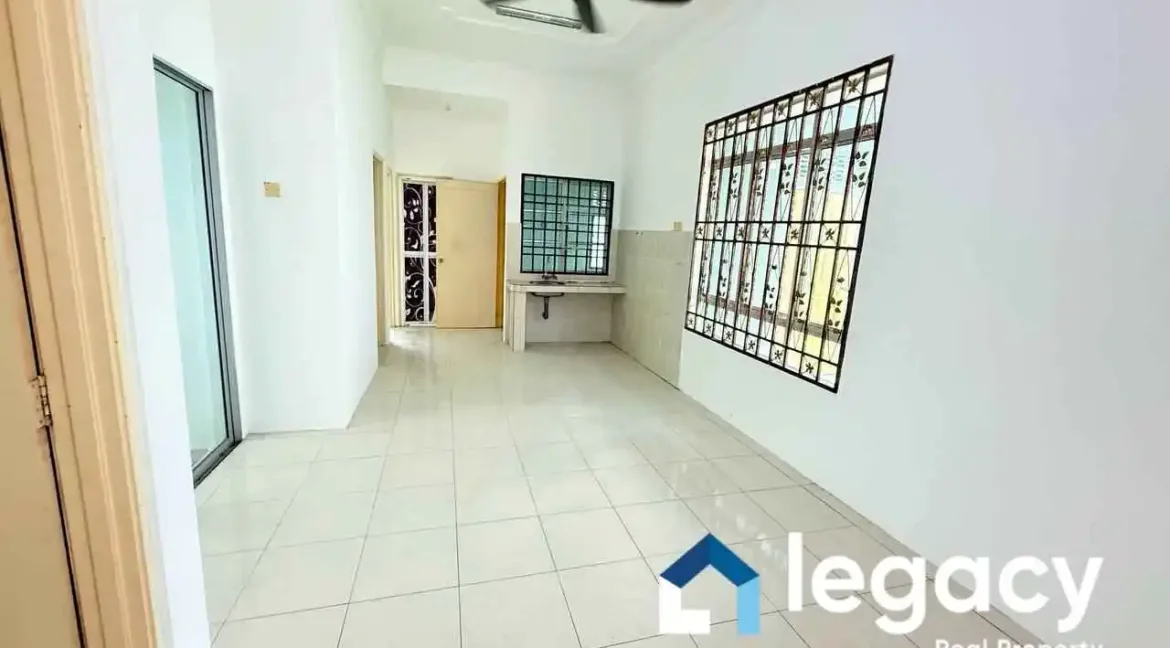 rumah-teres-setingkat-end-lot-untuk-dijual-di-taman-puncak-bougainvillea-kuala-kangsar-08