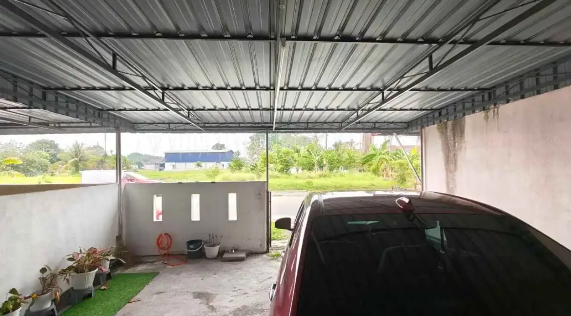 rumah-teres-setingkat-taman-mewah-kamunting-04