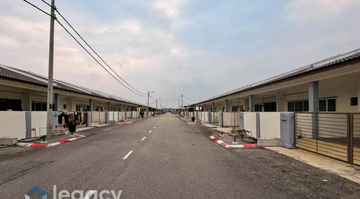 rumah-teres-setingkat-untuk-dijual-di-bandar-lagenda-teluk-intan-teluk-intan-07