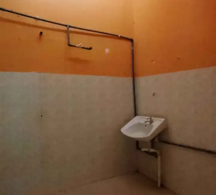 rumah-teres-setingkat-untuk-dijual-di-klebang-restu-chemor-13
