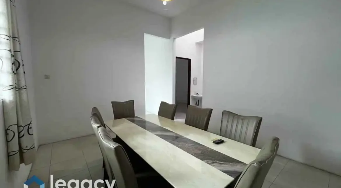 rumah-teres-setingkat-untuk-dijual-di-medan-klebang-pertama-chemor-perak-11
