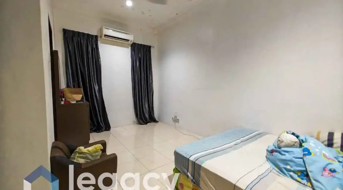 semi-d-2-tingkat-untuk-dijual-taman-bintang-sitiawan-13