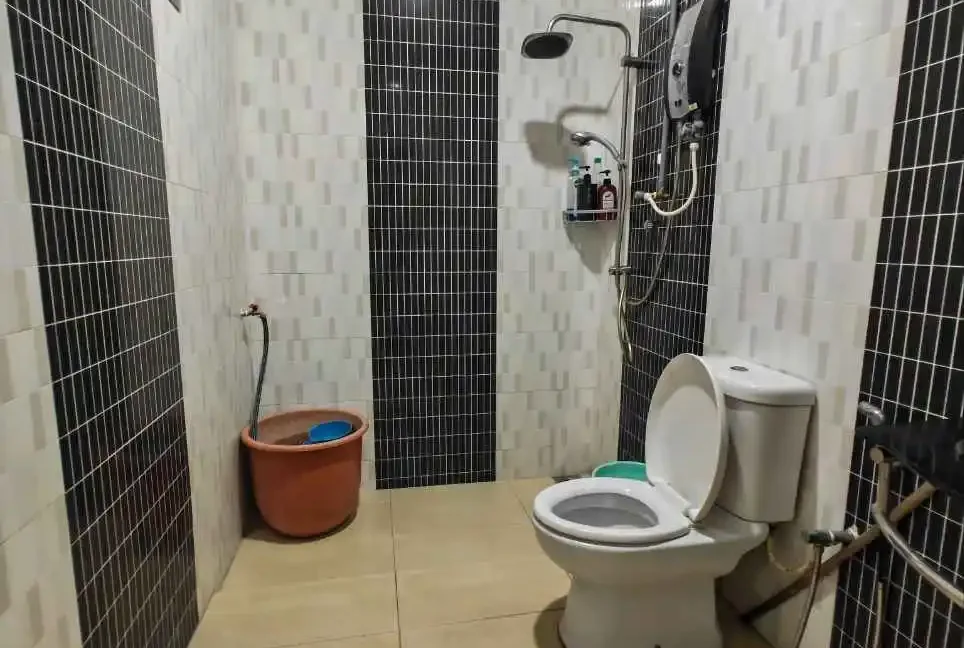semi-d-2-tingkat-untuk-dijual-taman-bintang-sitiawan-19