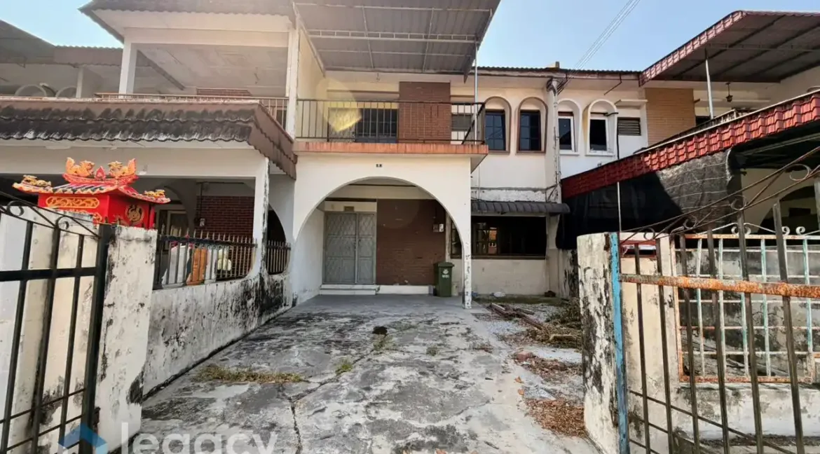teres-2-tingkat-untuk-dijual-di-taman-tasek-damai-ipoh-07