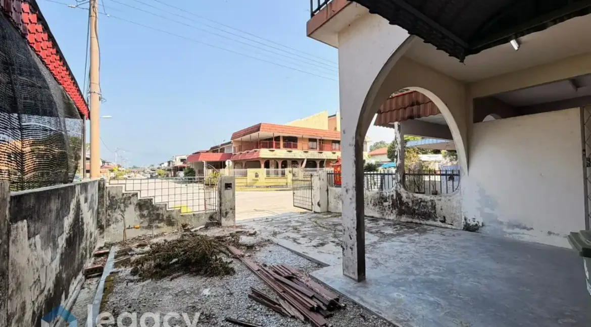 teres-2-tingkat-untuk-dijual-di-taman-tasek-damai-ipoh-08