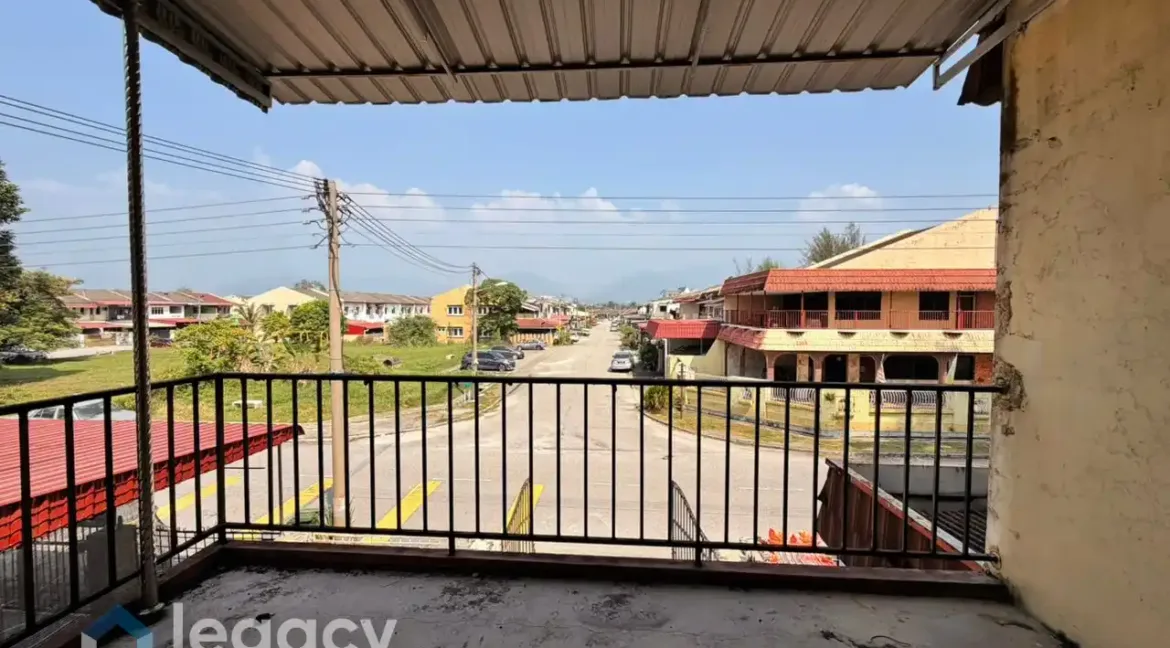 teres-2-tingkat-untuk-dijual-di-taman-tasek-damai-ipoh-29