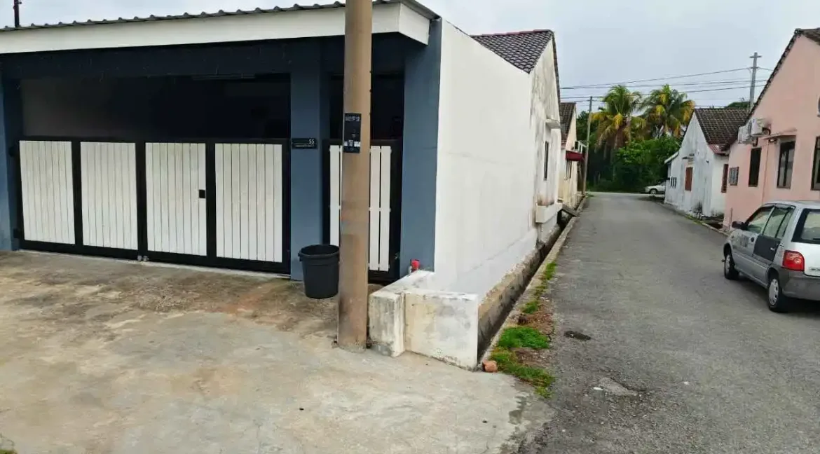teres-setingkat-kos-rendah-untuk-dijual-di-bandar-baru-putra-ipoh-02