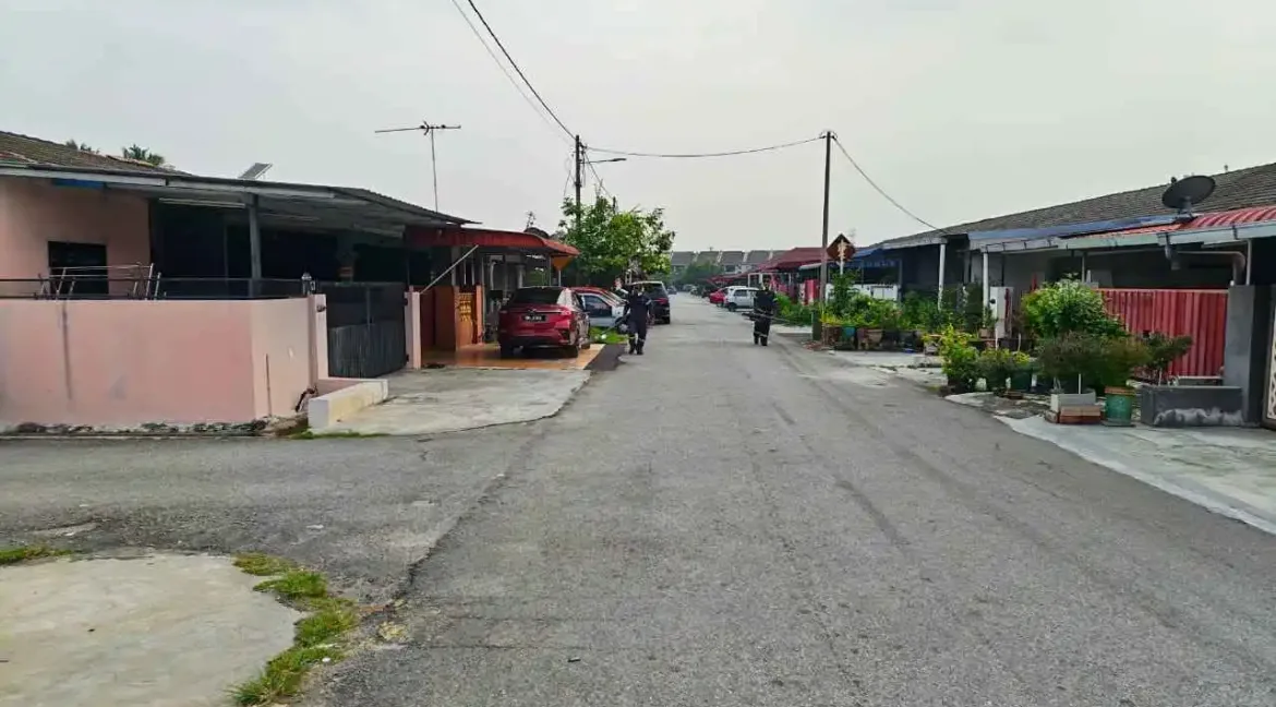 teres-setingkat-kos-rendah-untuk-dijual-di-bandar-baru-putra-ipoh-03